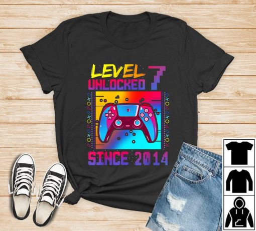 Disstressed Level 7 Unlocked Since 2014 7th Birthday T-Shirt