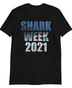 Great White Shark Shirt Shark week Shark Gifts For Men Women T-Shirt